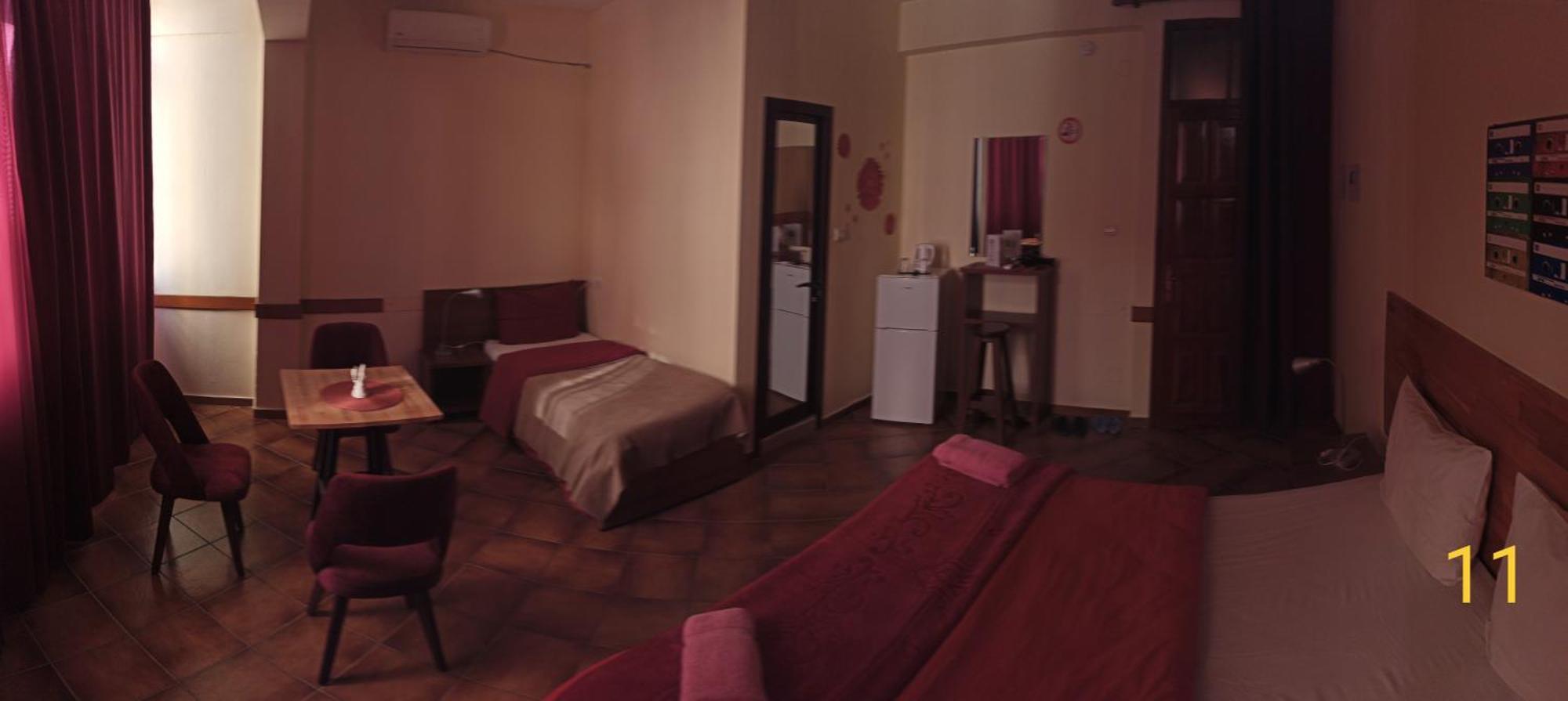 Hotel Kurtabeg Shkodër Екстериор снимка