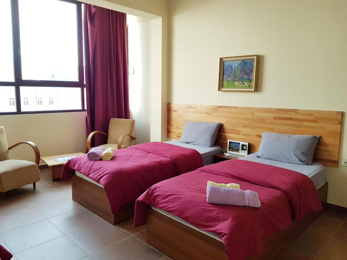 Hotel Kurtabeg Shkodër Екстериор снимка