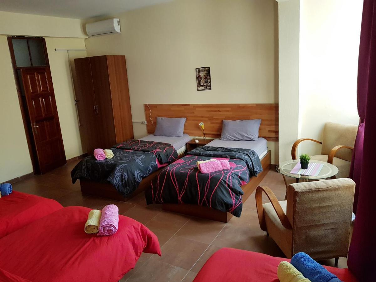 Hotel Kurtabeg Shkodër Екстериор снимка
